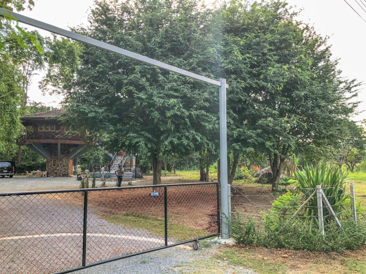 Hidden Treehouse In Khao Yai Villa Nong Nam Daeng Exterior photo